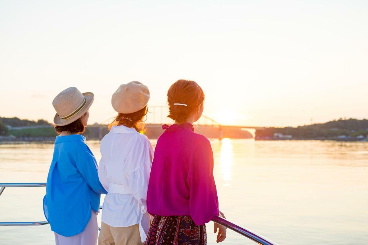 אפרטהוטל Kami Amakusa Seacruise House Navio מראה חיצוני תמונה